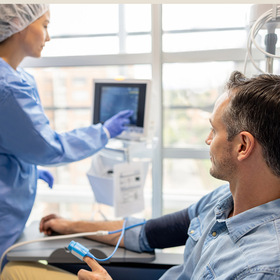 Biomarkers linked to side effects from cancer immunotherapy